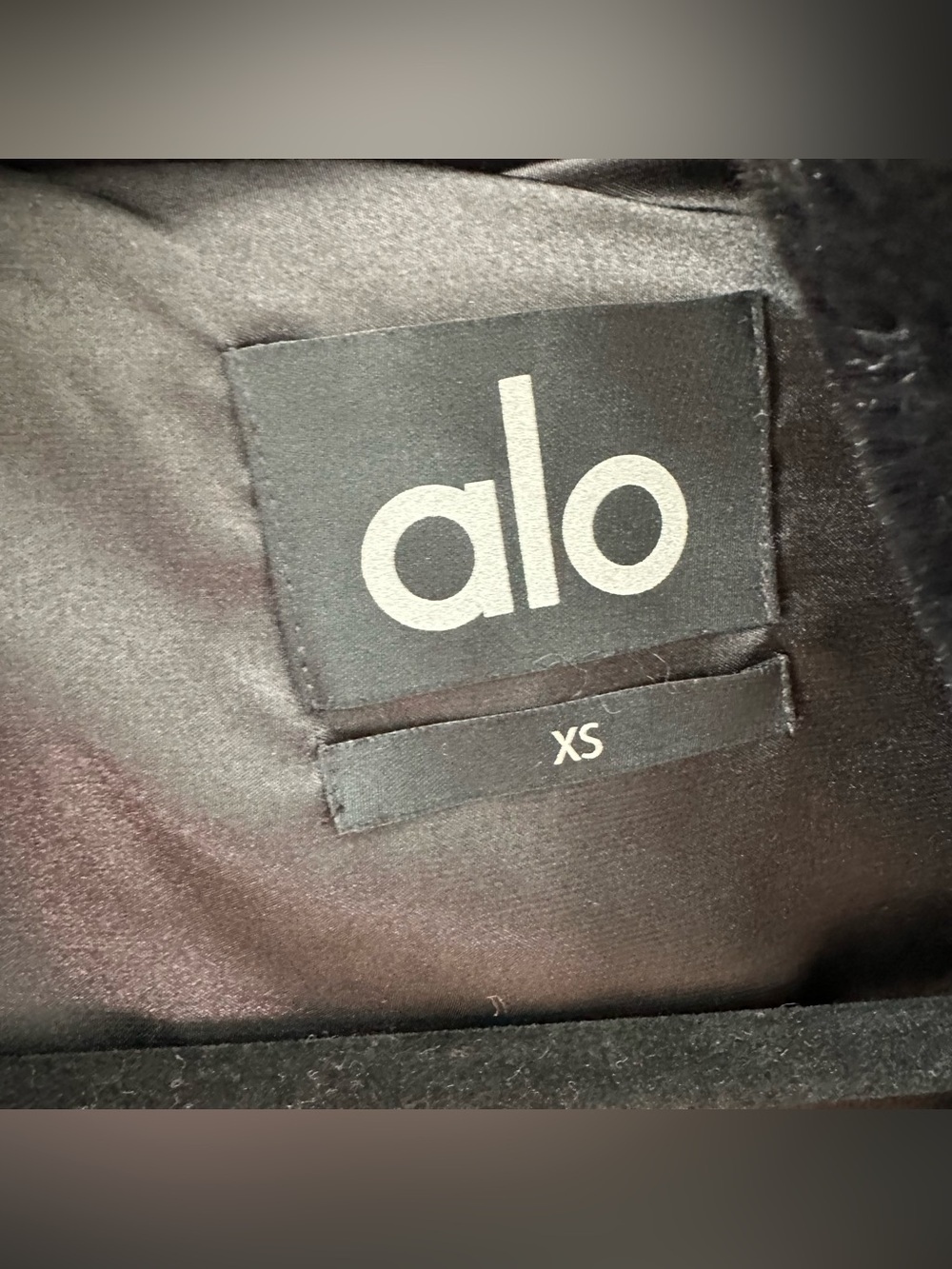 Alo Yoga Oversized Black Faux Fur
Trench Coat SZ XS - Picture 5 of 8